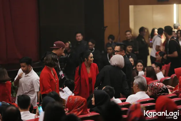 Konser Syahrini
