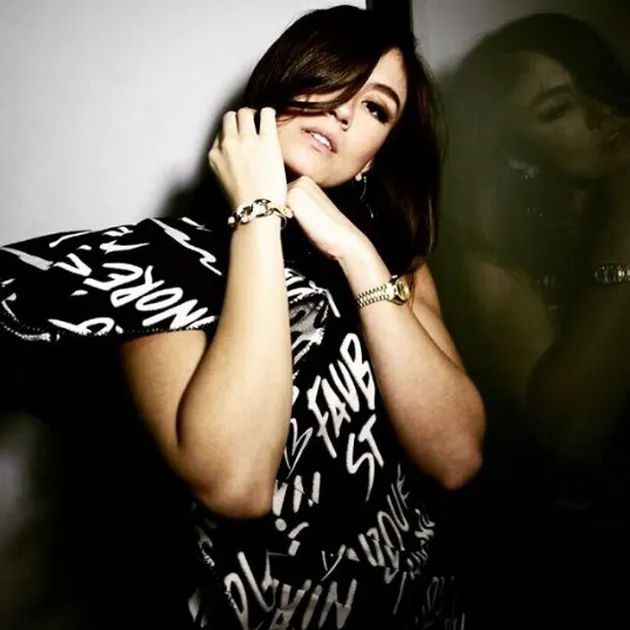Gaya Rambut Agnes Monica