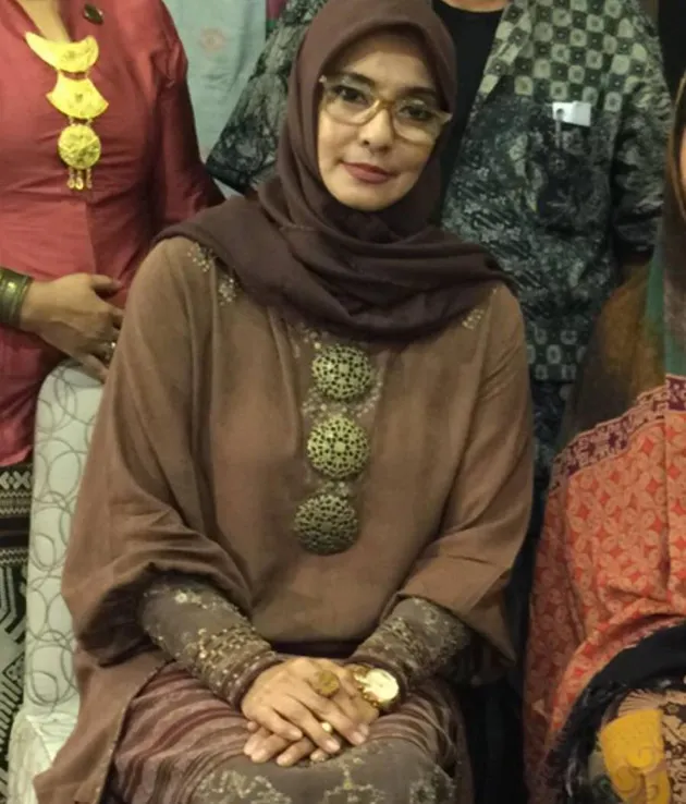 Berita Foto Keenan Nasution Tak Lekang Oleh Waktu Ida Royani Tetap Cantik Di Usia 64 Tahun Kapanlagi Com