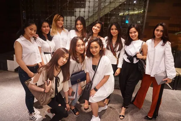 Teman-Teman Cantik Aurel