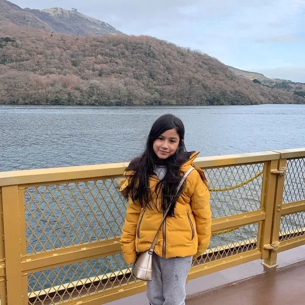 Anak Dina Lorenza
