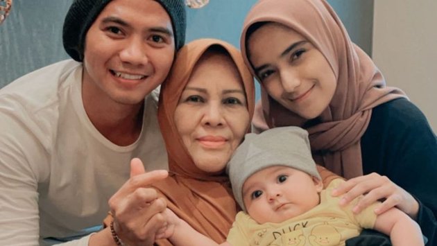 Not Mentioning Wife on Birthday, 8 Pictures of Rizki DA and Nadya Mustika with Baby Syaki that Look Harmonious