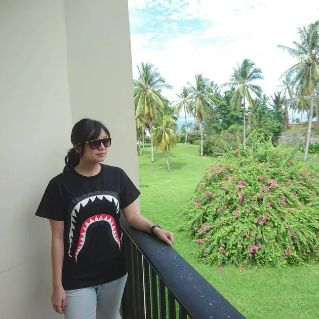 Leony tampil apa adanya