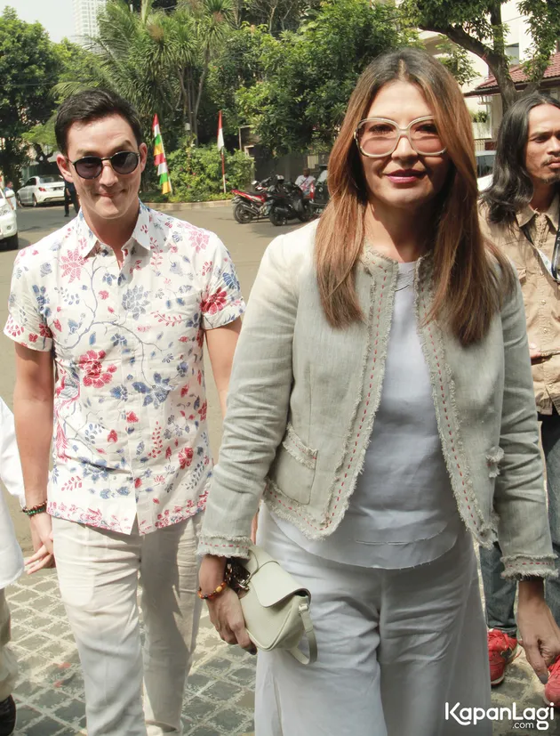 Tamara Bleszynski - Mike Lewis - Kimberly Ryder - Edward Akbar