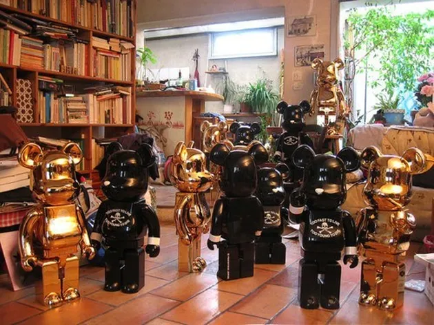 Idol K-Pop Ganteng Hati Hello Kitty