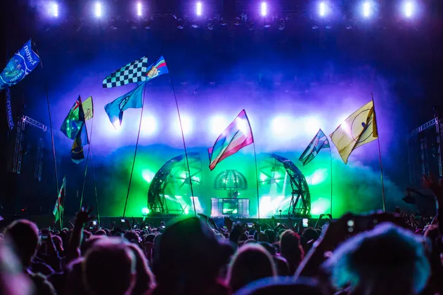 panggung spektakuler Deadmau5