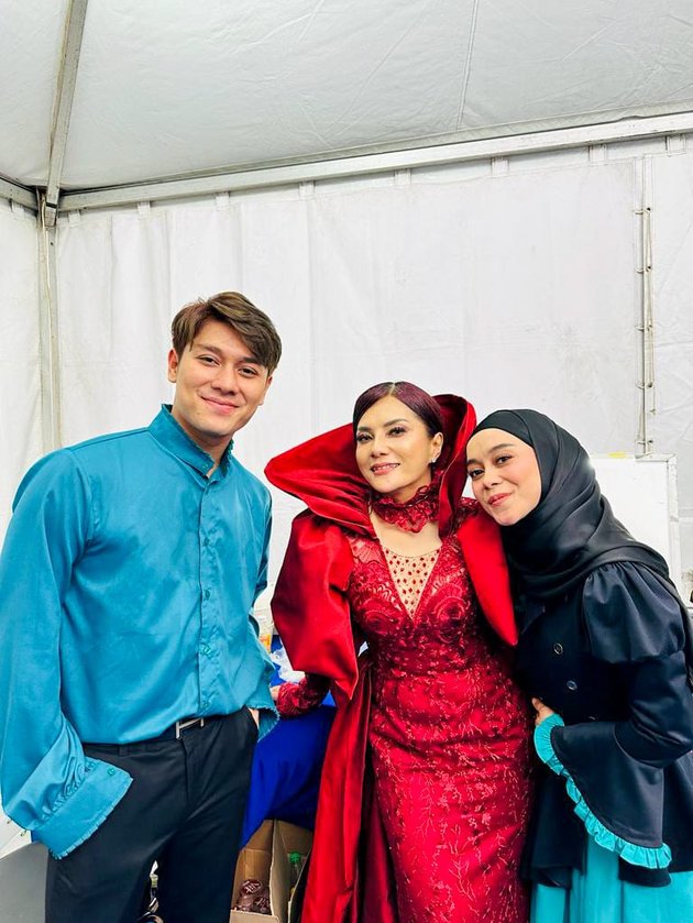 Looking Glamorous with Paris Designer Outfits at the 29th Anniversary Celebration of Indosiar, Singer Neta Gabrynev Apparently a Big Fan of Agnez Mo