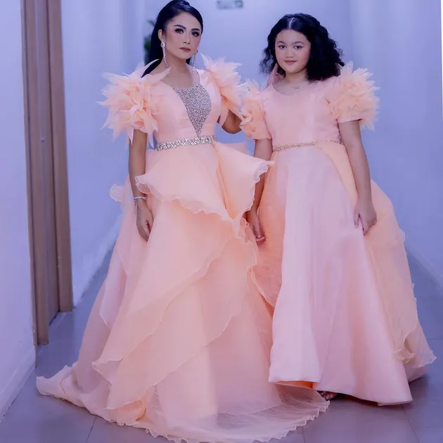 Amora Lemos Makin Cantik Krisdayanti