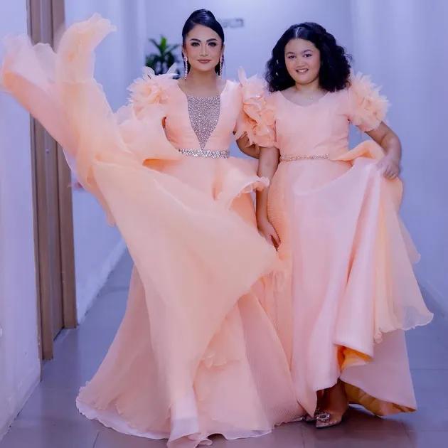 Amora Lemos Makin Cantik Krisdayanti