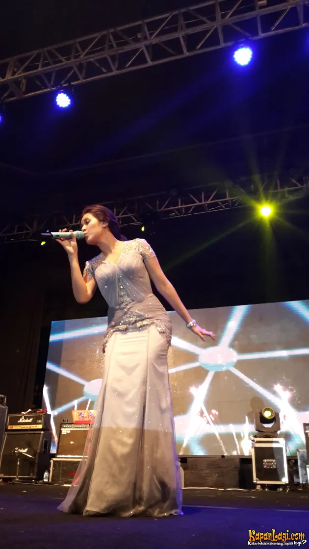 Konser Raisa