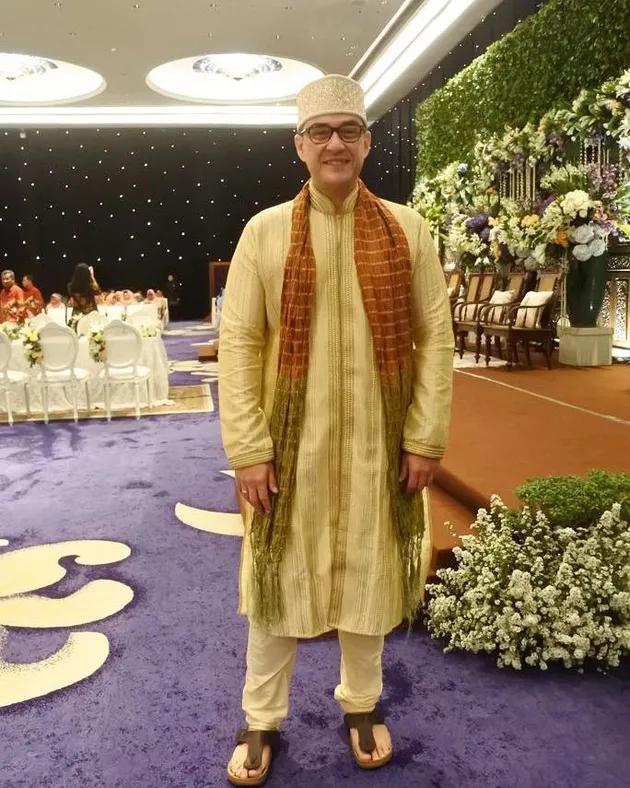 pernikahan ray zulham dan milka