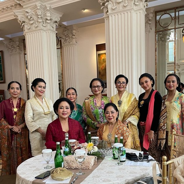 Tata Cahyani Celebrates Kartini Day with the Cendana Family, Harmonious Despite Being a Former Daughter-in-Law