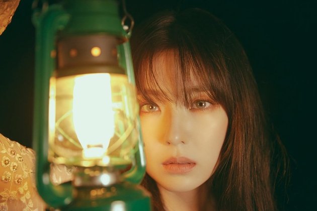 Spooky Red Velvet Teaser, Often Compared to the Mother in 'PENGABDI SETAN' - Is There a Ghostly Appearance in Joy's Photo?