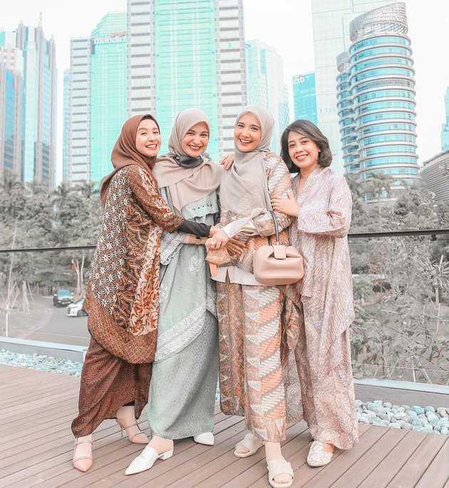 Has Been Awaited for 9 Years, 6 Portraits of Zaskia Sungkar's Baby Bump Pregnant with First Child