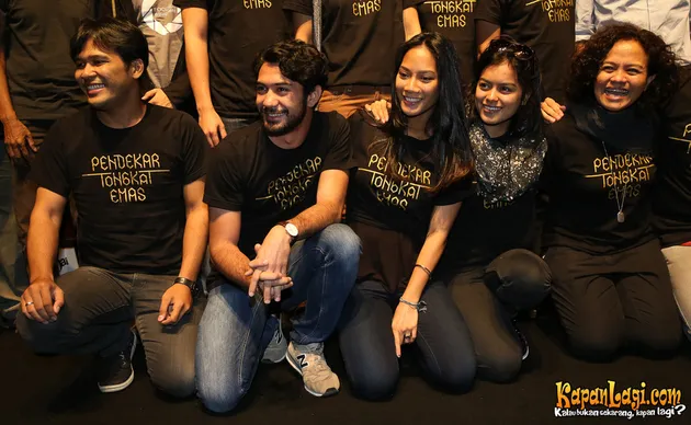 Pendekar Tongkat Emas