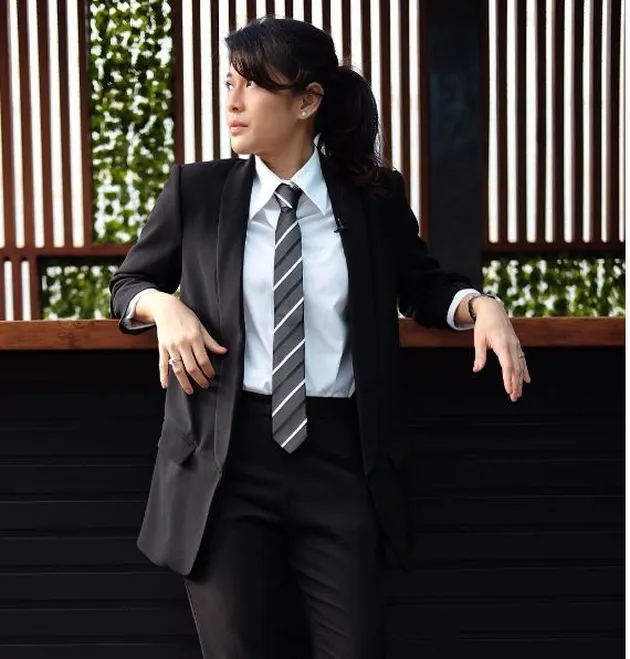 selebriti cantik, seleb indonesia yang pakai kuncir kuda, seleb yang rambutnya dikuncir kuda