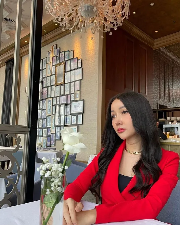 Komentar Ari Wibowo tentang Lucinta Luna