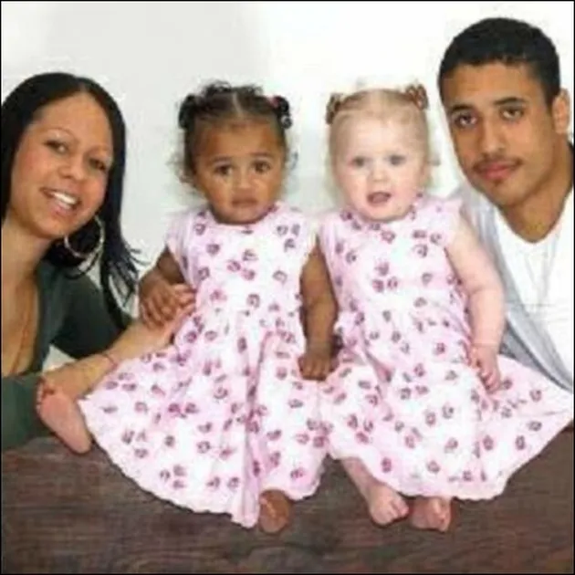 bayi kembar, foto bayi kembar, foto lucu, foto bayi kembar lucu