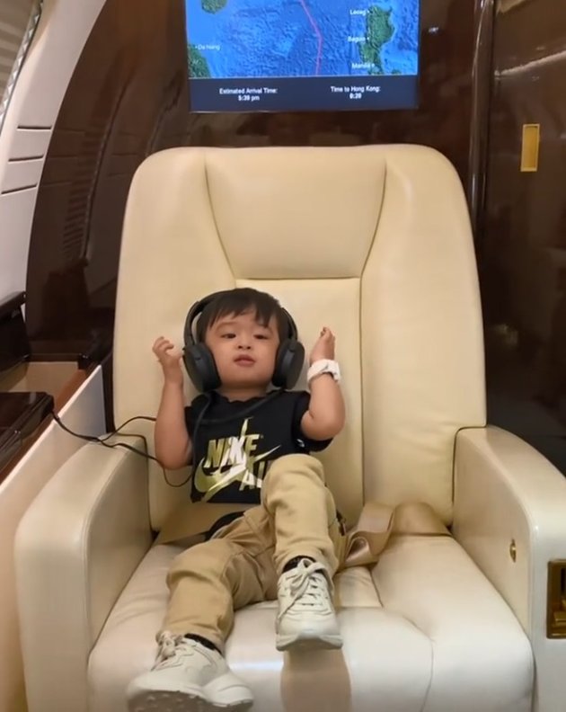 Born a Sultan, Here are 8 Portraits of Raphael Moeis, Sandra Dewi's Son, When Riding a Private Jet - Netizens: Young Master on Vacation