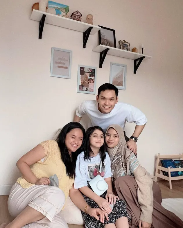 Sienna dan Ibu Sambungnya