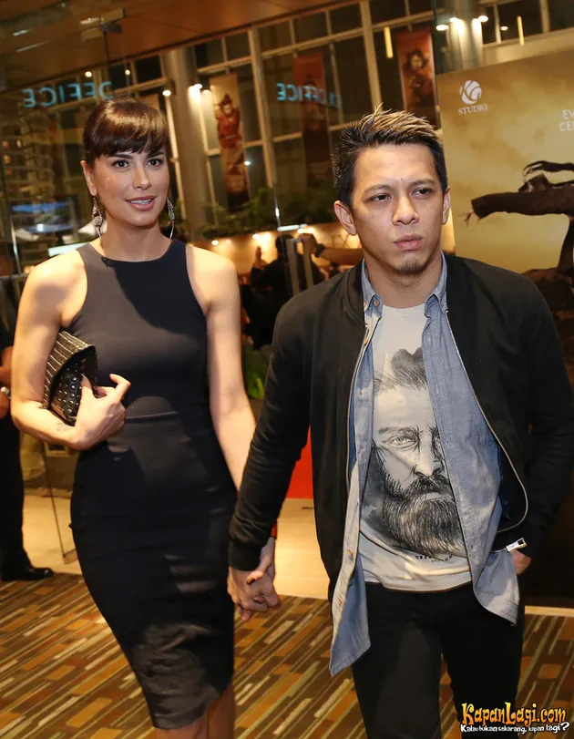 Ariel Noah dan Sophia Mueller