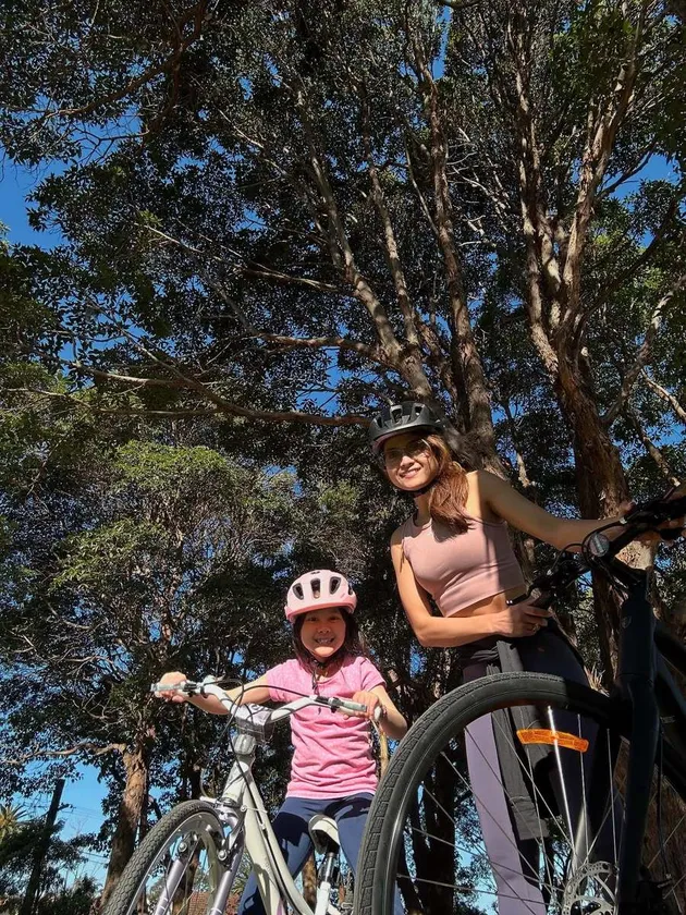 Acha Septriasa &amp; putrinya