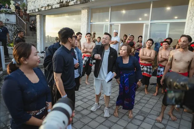 The Dudas Minus One ke Bali