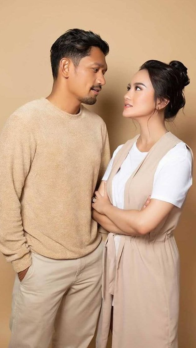 THROWBACK 2020: 20 Celebrity Couples that Made Netizens Swoon, from Rizky Billar - Lesti to Sule - Nathalie Holscher