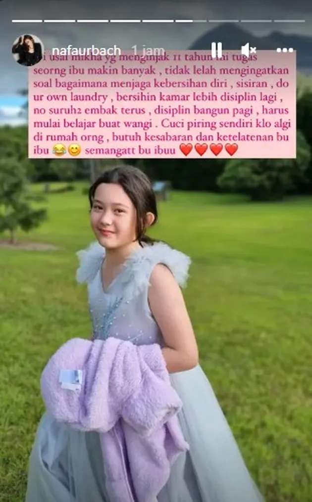 Potret Cantik Mikha 