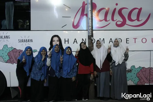Raisa Handmade Tour