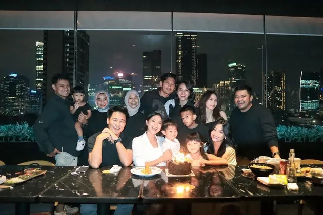 Ririn Ekawati Rini Yulianti Elita Yulianti