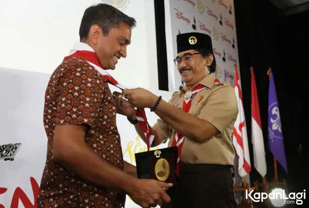 Gerakan Pramuka dan Disney