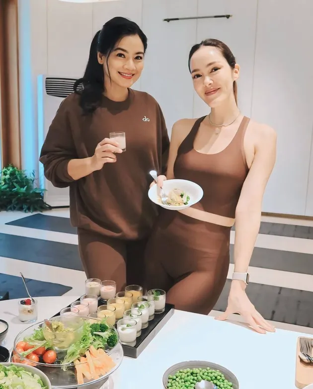 Titi Kamal &amp; Cathy Sharon