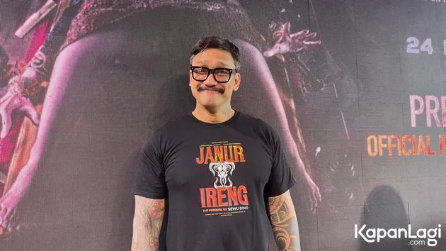 Tora Sudiro di Konferensi Pers Janur Ireng