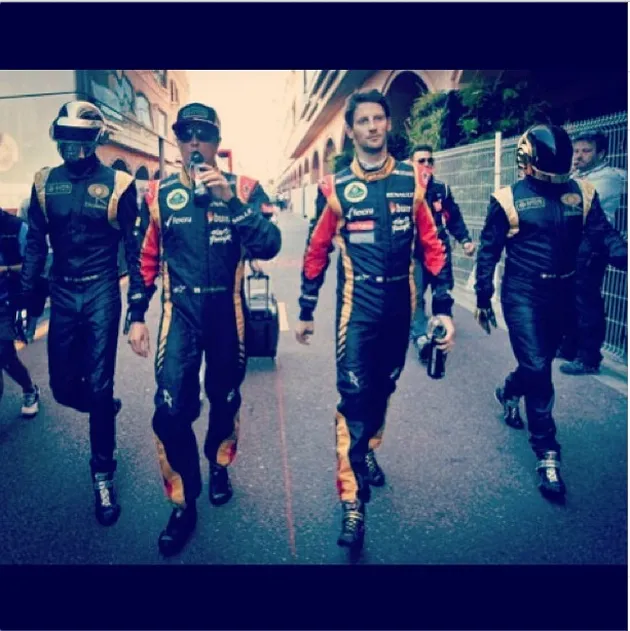 Transformasi Helm Daft Punk! Keren, Elegan &amp; Futuristik