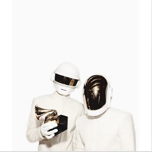 Transformasi Helm Daft Punk! Keren, Elegan &amp; Futuristik