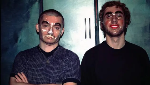 Transformasi Helm Daft Punk! Keren, Elegan &amp; Futuristik