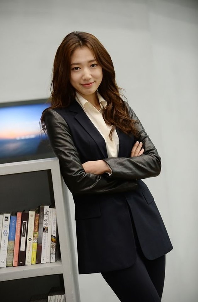 Actress Park Shin-hye builds center for needy kids - The Korea Times