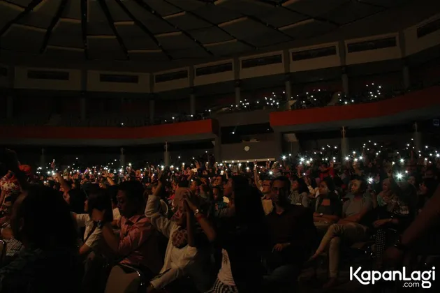 Terima kasih Tulus untuk penampilannya di kota Malang, jangan lupa untuk kembali untuk kami ya. :)