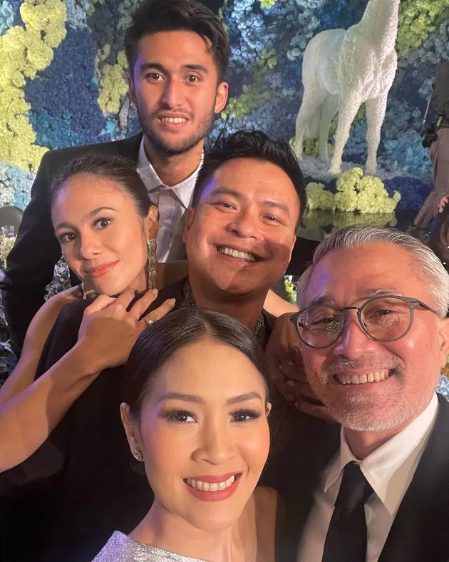 Respsi Chelsea Islan Tamu Undangan Seleb