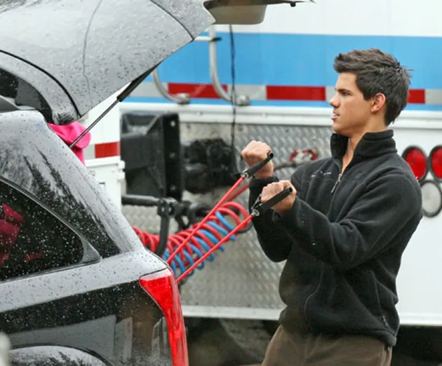 taylor lautner