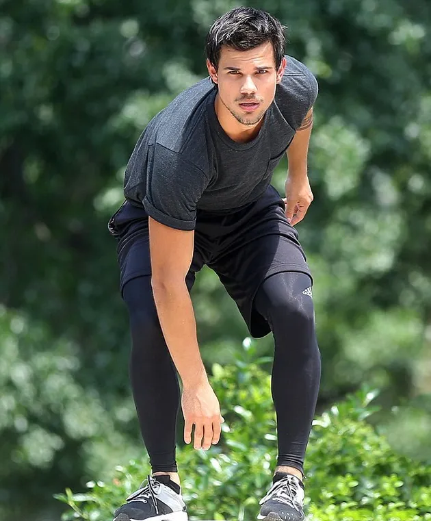 Taylor Lautner