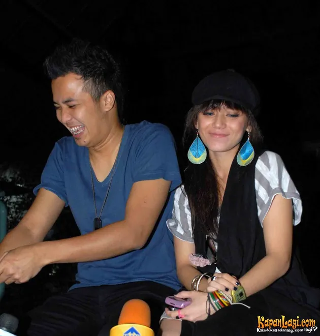 thalita latief, dennis lyla