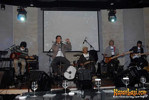 the video band