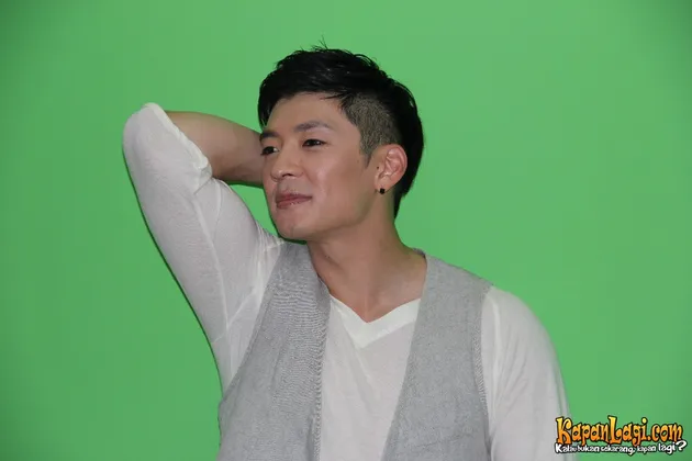 Tim Hwang dan Astrid