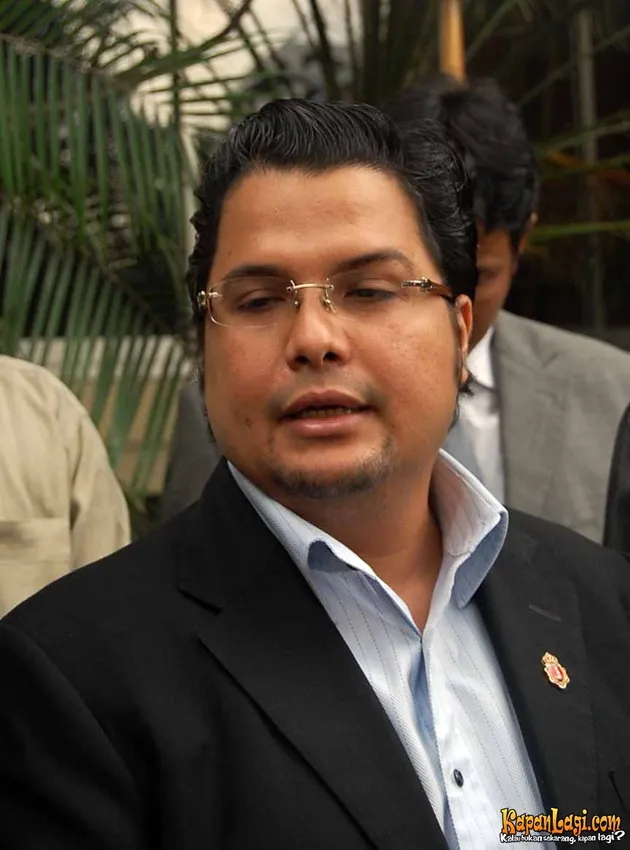 Marcella Zalianty, Ananda Mikola