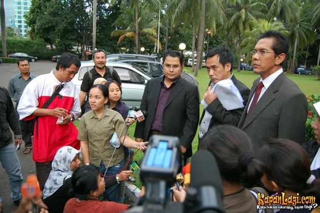 Tim Pengacara Agung Setiawan