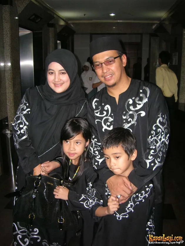 Uje Meninggal