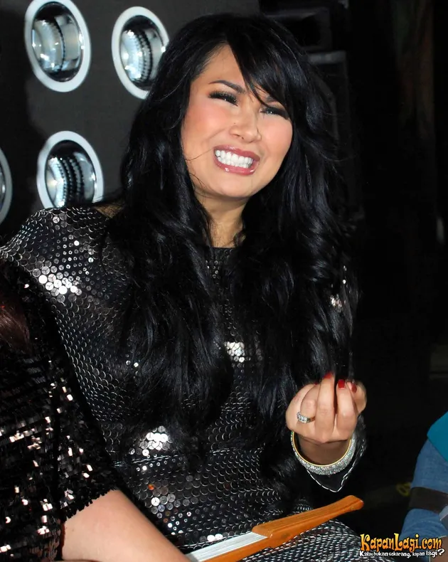 titi dj, diana nasution