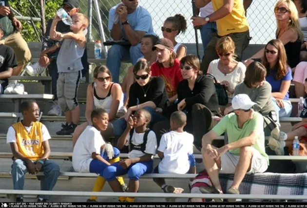 tom_cruise_dan_keluarga